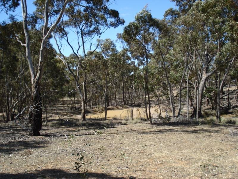 124 Browns Road, Burnbank VIC 3371