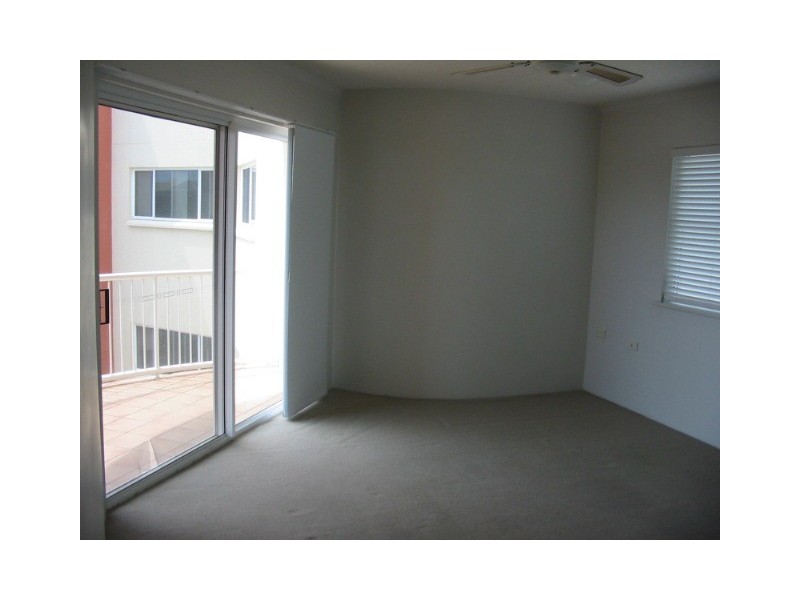 11/12 Memorial Avenue, Maroochydore QLD 4558