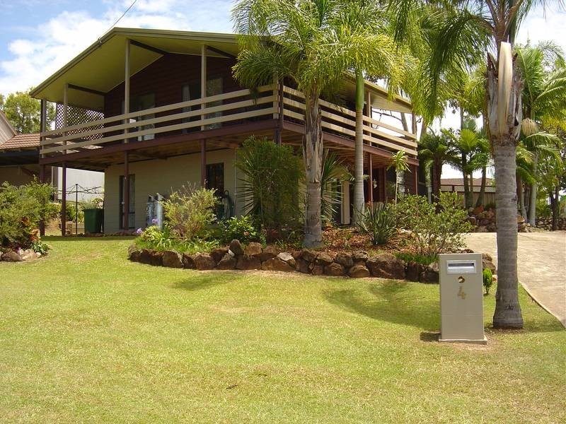 4 Morobe Crescent, Bli Bli QLD 4560