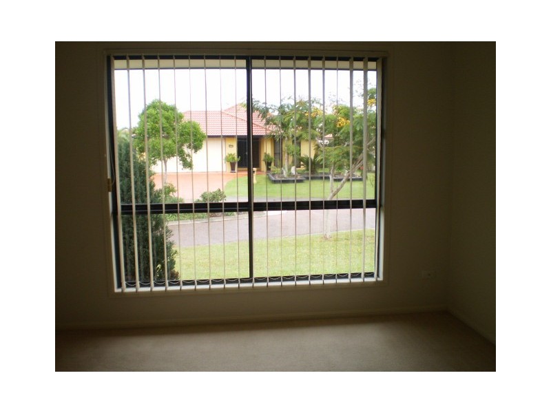 9 Linacre Street, Sippy Downs QLD 4556