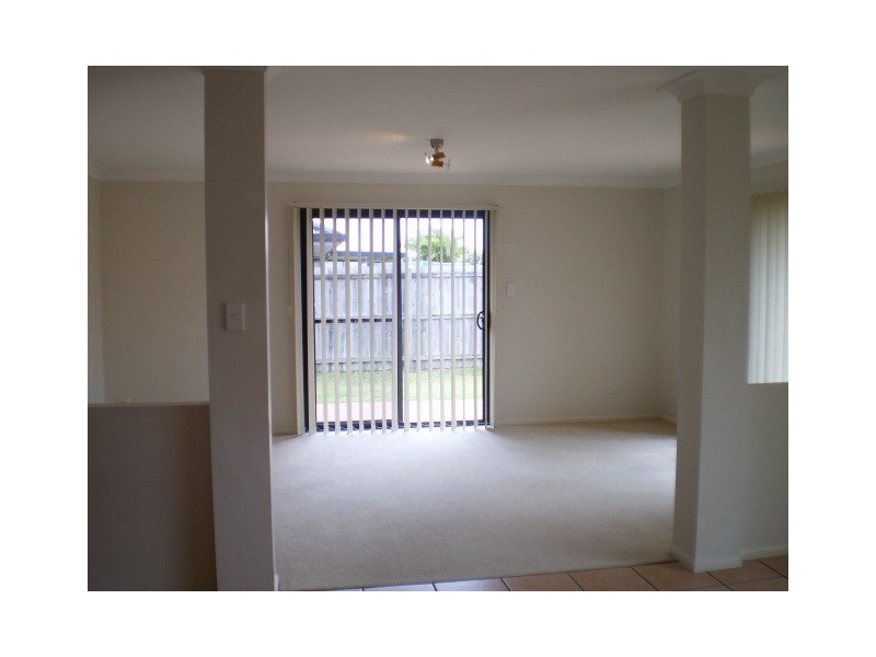 9 Linacre Street, Sippy Downs QLD 4556