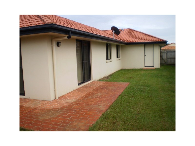 9 Linacre Street, Sippy Downs QLD 4556