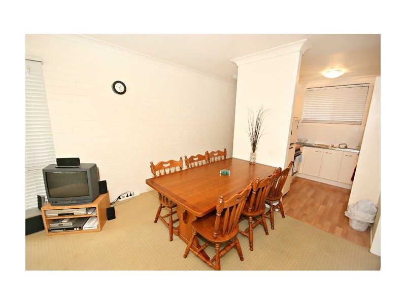 1/65 Yakola Parade, Alexandra Headland QLD 4572