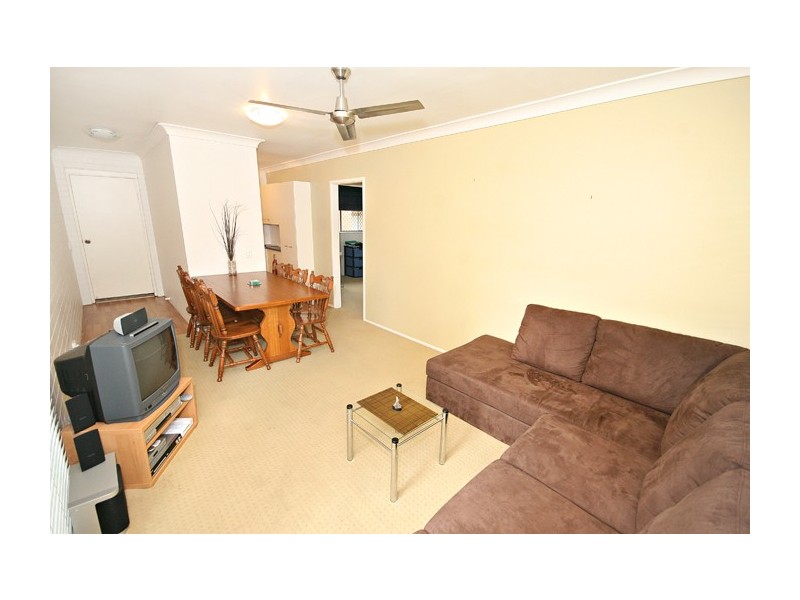 1/65 Yakola Parade, Alexandra Headland QLD 4572