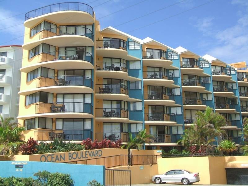 32/136 Alexandra Parade, Alexandra Headland QLD 4572