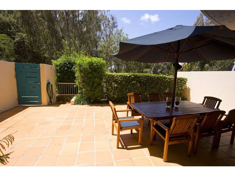 4/60-64 Paklyn Parade, Mooloolaba QLD 4557