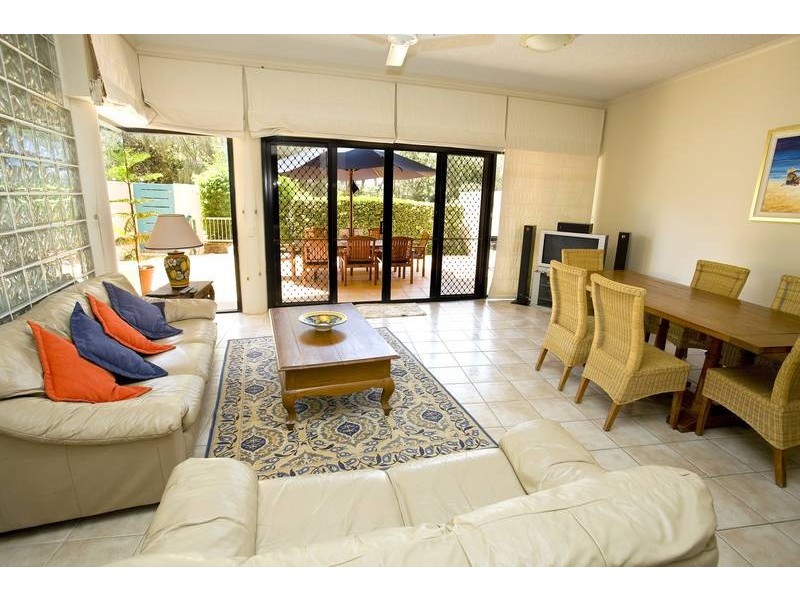 4/60-64 Paklyn Parade, Mooloolaba QLD 4557