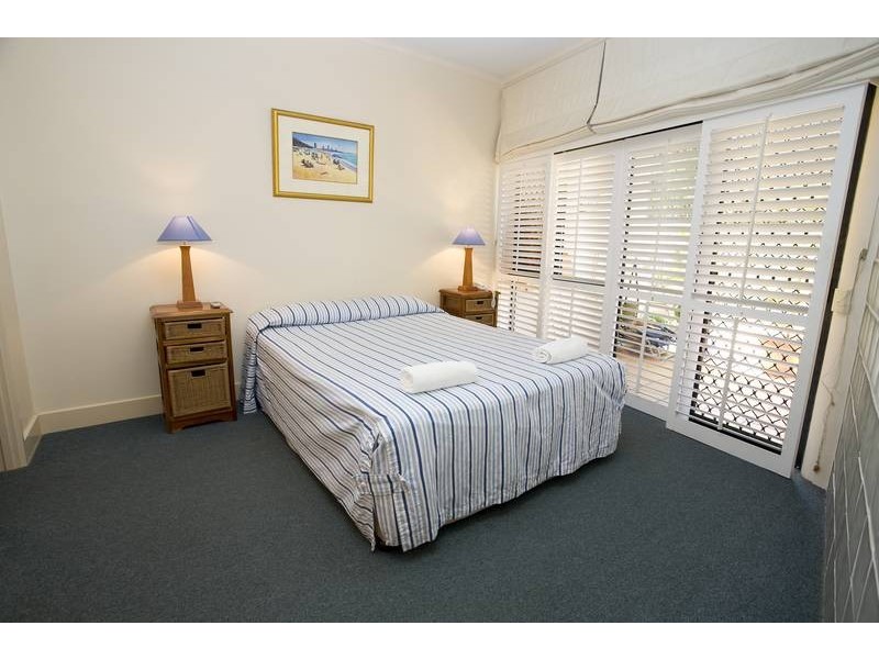 4/60-64 Paklyn Parade, Mooloolaba QLD 4557