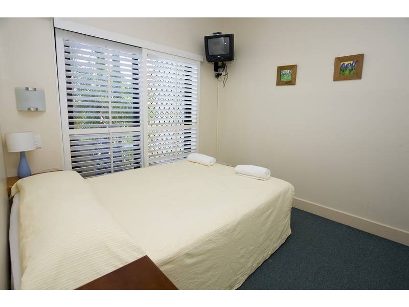 4/60-64 Paklyn Parade, Mooloolaba QLD 4557