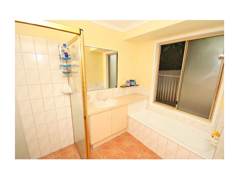 143 Tallowwood Drive, Kuluin QLD 4558