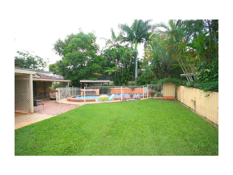 143 Tallowwood Drive, Kuluin QLD 4558
