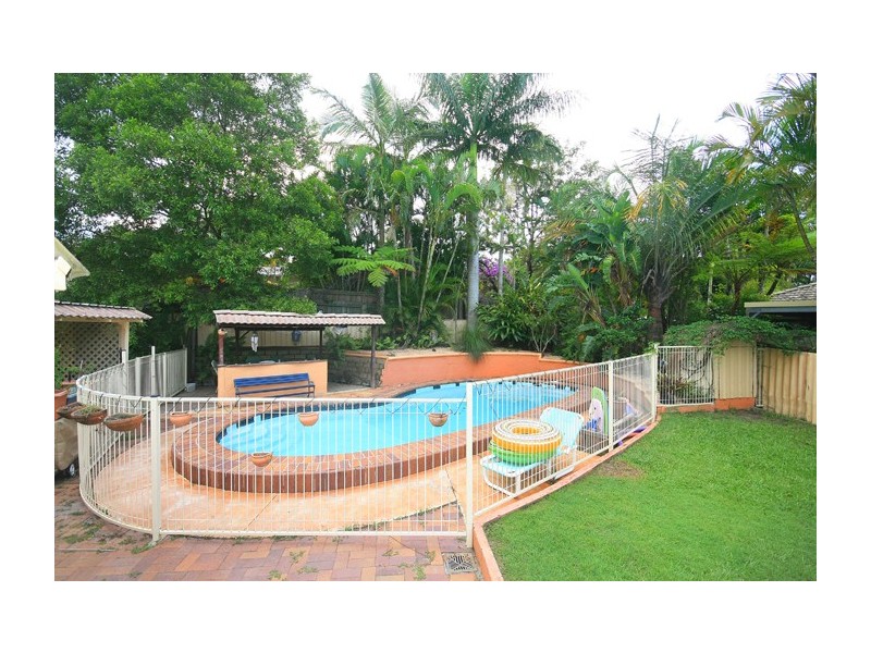 143 Tallowwood Drive, Kuluin QLD 4558