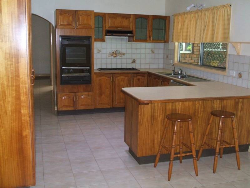 2 Elkhorn Street, Kuluin QLD 4558