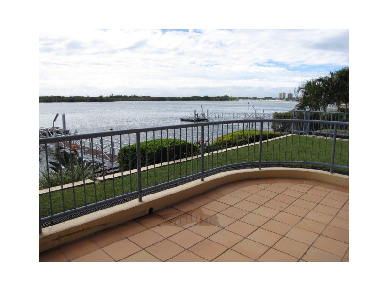 4/132-133 Duporth Avenue, Maroochydore QLD 4558