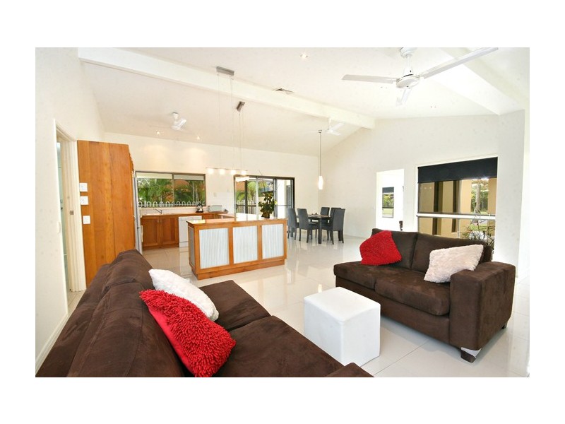 58 Balyarta Crescent, Mooloolaba QLD 4557