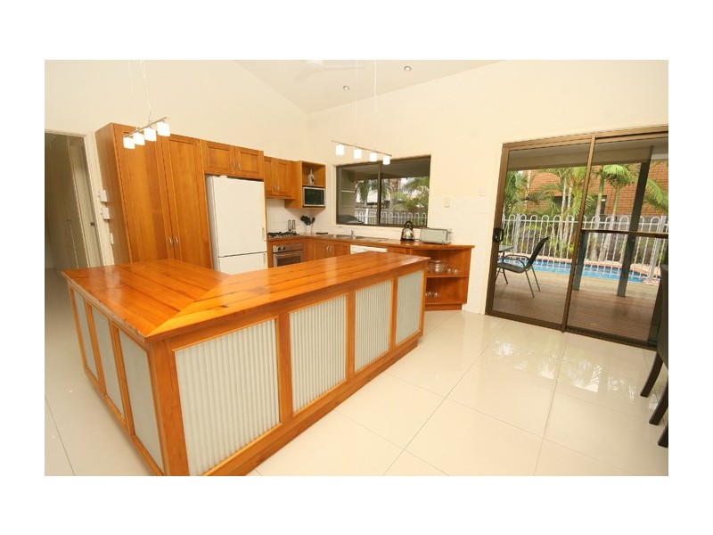 58 Balyarta Crescent, Mooloolaba QLD 4557