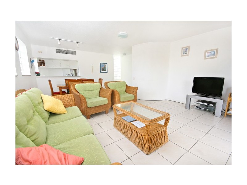 17/52 Camargue, 52 Alexandra Parade, Maroochydore QLD 4558