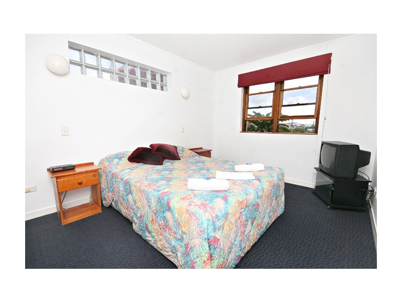 17/52 Camargue, 52 Alexandra Parade, Maroochydore QLD 4558