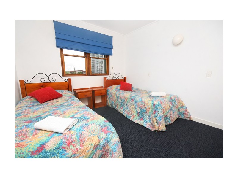 17/52 Camargue, 52 Alexandra Parade, Maroochydore QLD 4558