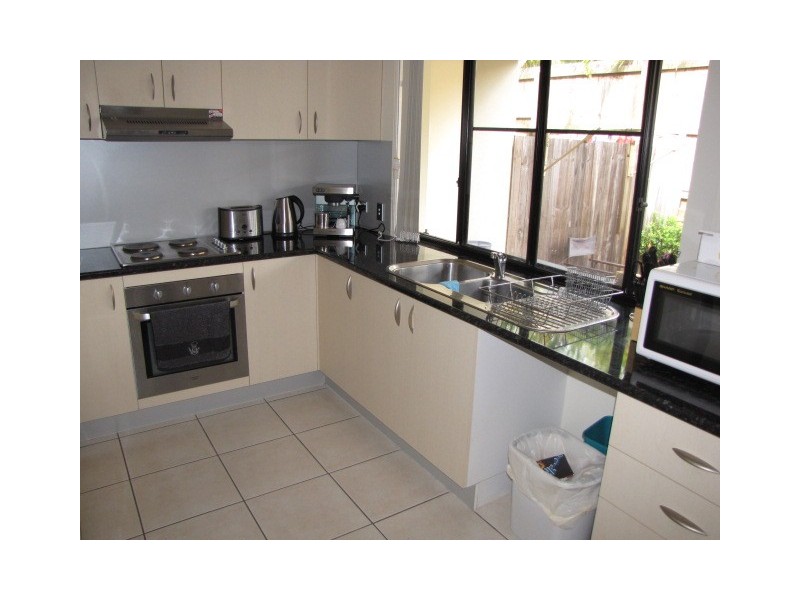 7/4-10 Primary School Court, Maroochydore QLD 4558