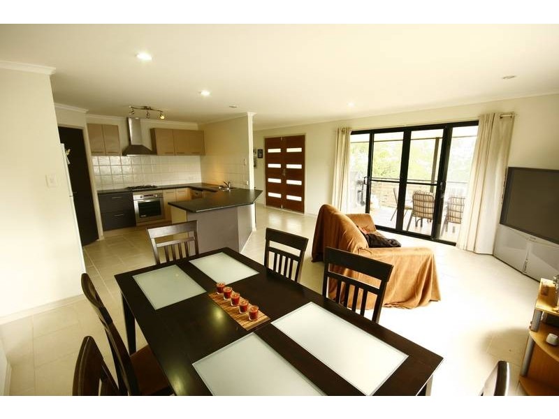 22 Nicklin Road, Palmwoods QLD 4555