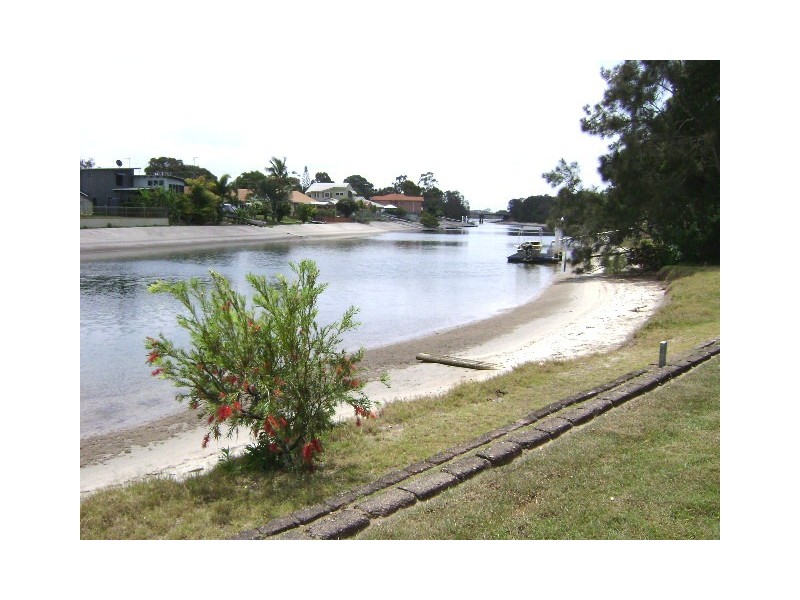 3/2 Villas Ten,Broadmeadows Road, Maroochydore QLD 4558