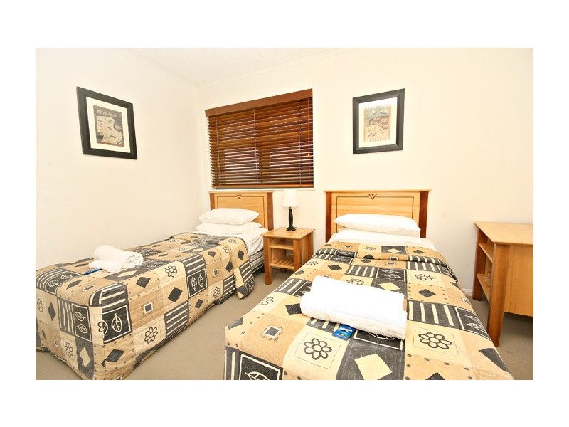 60/188 Alexandra Parade, Alexandra Headland QLD 4572