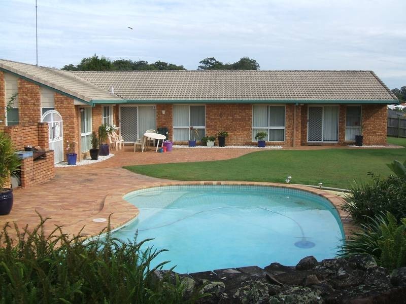32 Cypress Street, Kuluin QLD 4558