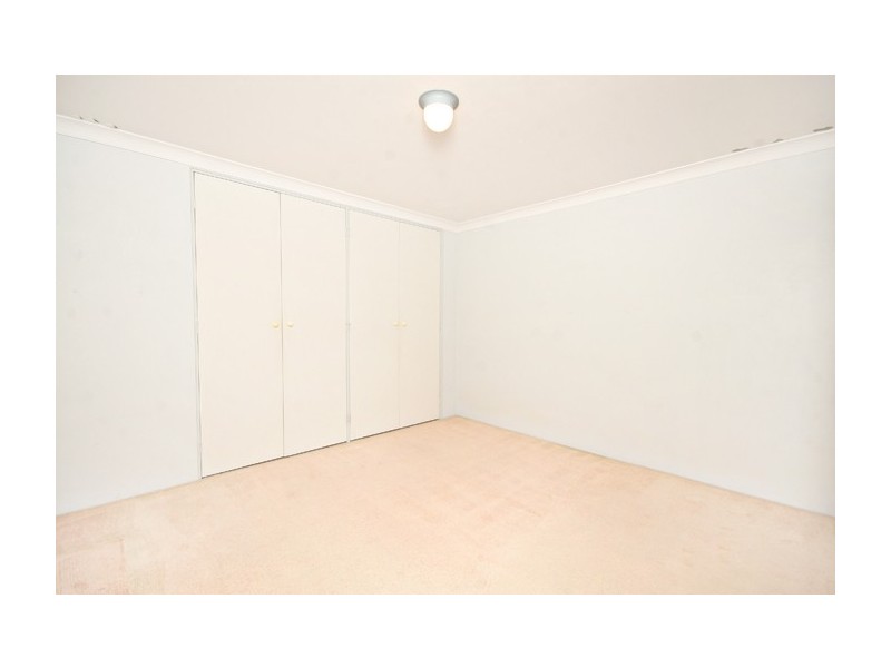 3/8 Broadmeadows Road, Maroochydore QLD 4558