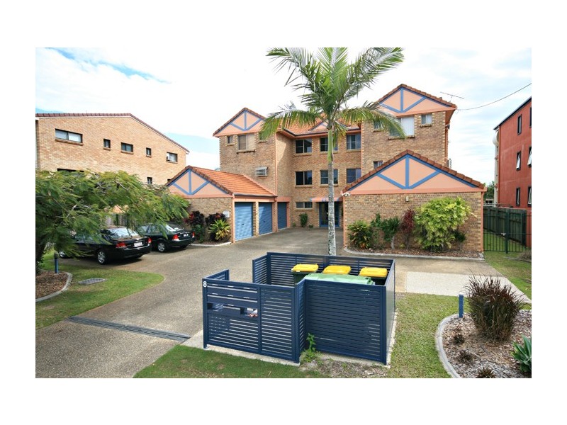 3/8 Broadmeadows Road, Maroochydore QLD 4558