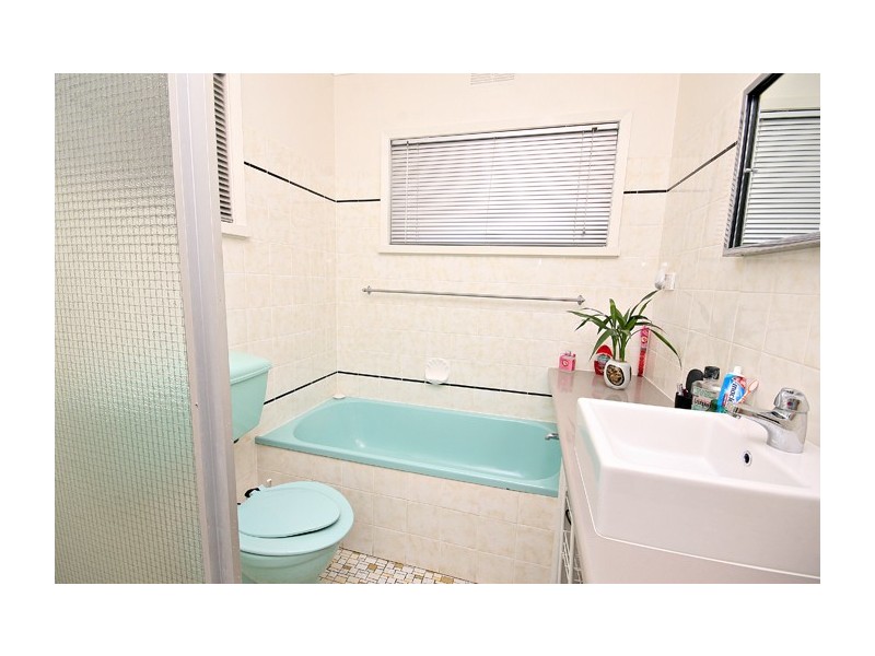 8 Ellendale Street, Maroochydore QLD 4558