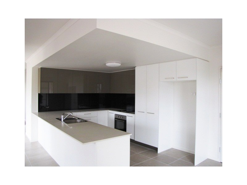 1/80-82 Riverwalk Residences, Beach Parade, Maroochydore QLD 4558