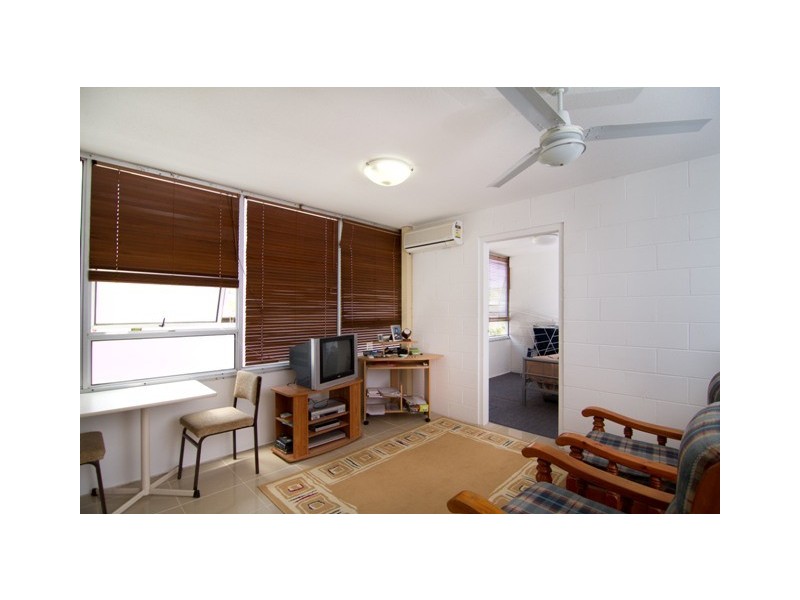 9/24 Suncoast Resort, Wirraway Street, Alexandra Headland QLD 4572