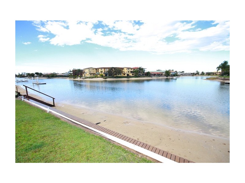 16 Coppabella Crescent, Mooloolaba QLD 4557