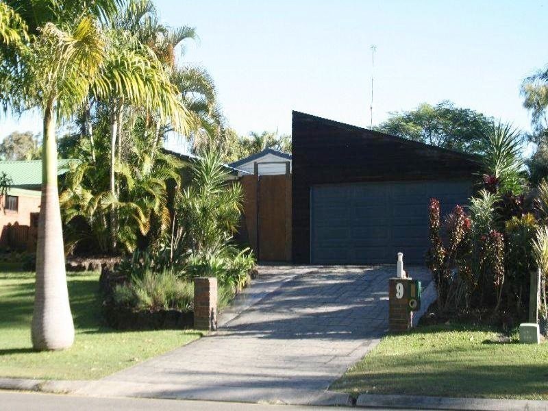 9 Sharon Crescent, Mountain Creek QLD 4557