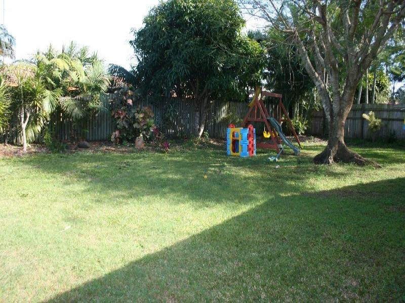 9 Sharon Crescent, Mountain Creek QLD 4557