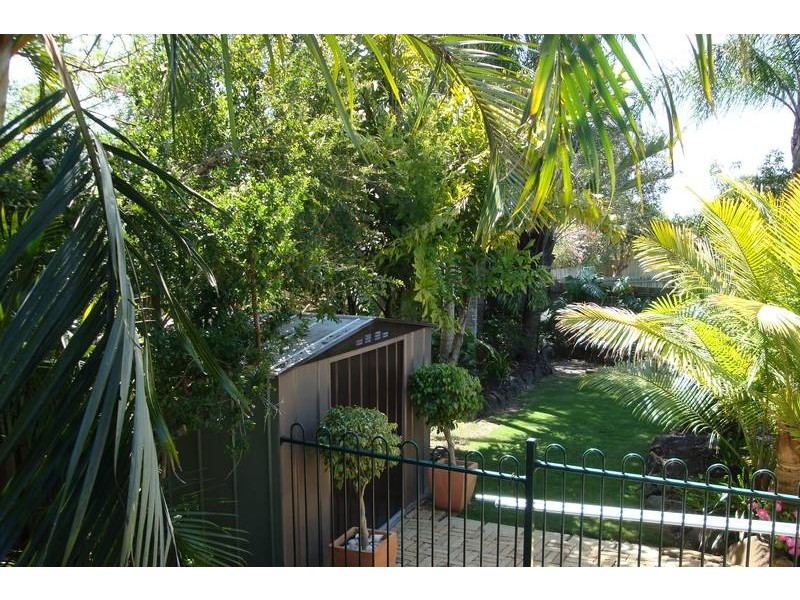 18 Greenwood Place, Little Mountain QLD 4551