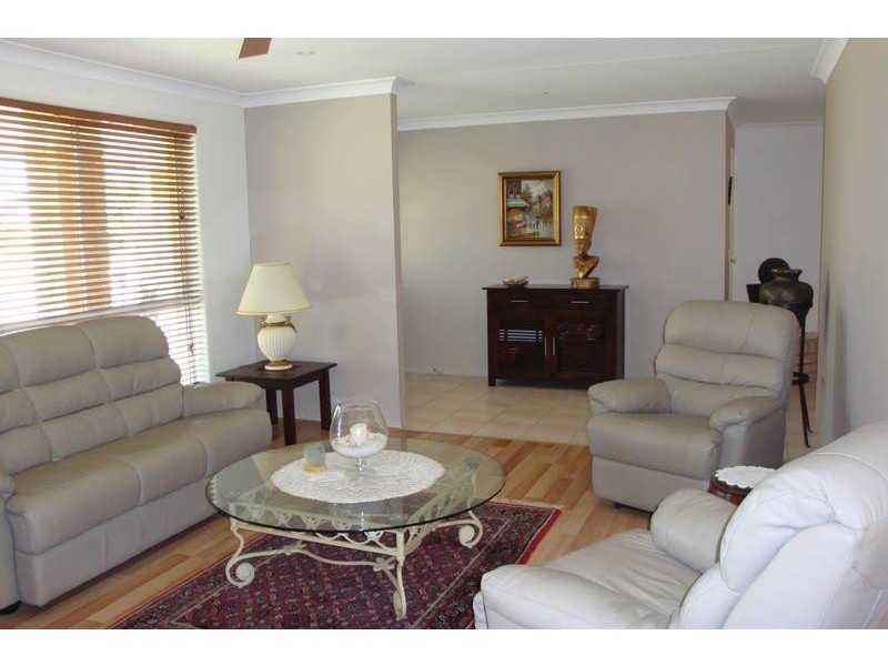 18 Greenwood Place, Little Mountain QLD 4551