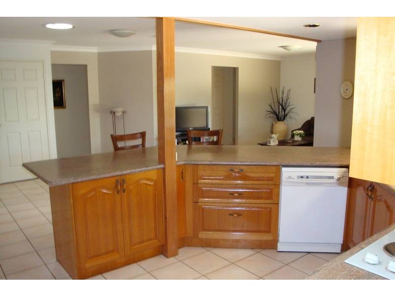 18 Greenwood Place, Little Mountain QLD 4551