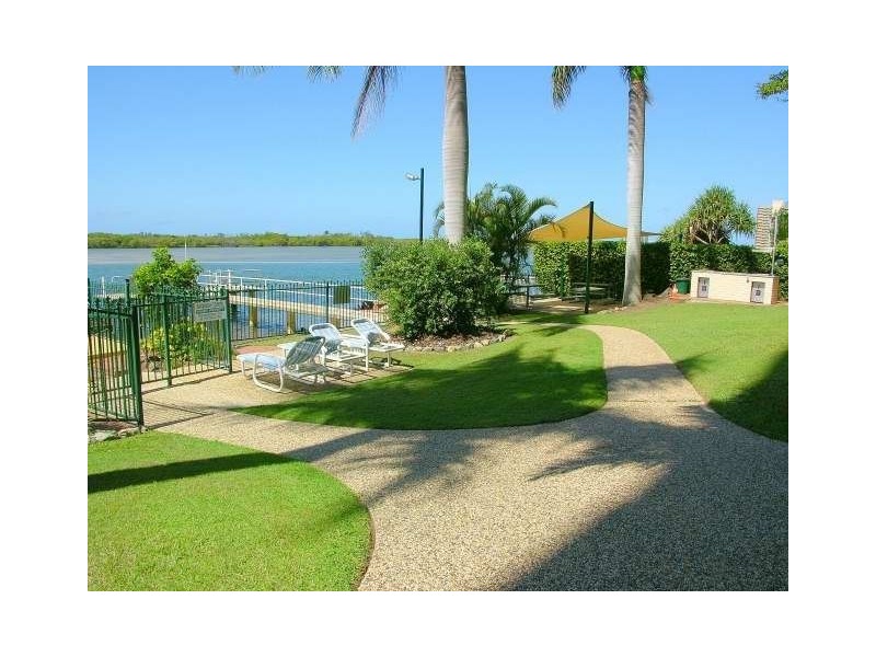 2/150 Banyandah Towers, Duporth Avenue, Maroochydore QLD 4558