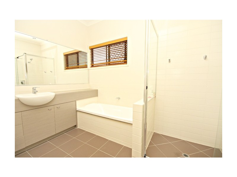 10/23-25 Lotus Pavillions, Primary School Court, Maroochydore QLD 4558