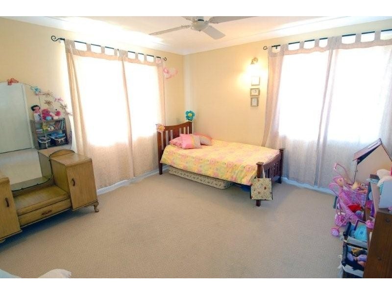 16 Yinni Street, Maroochydore QLD 4558