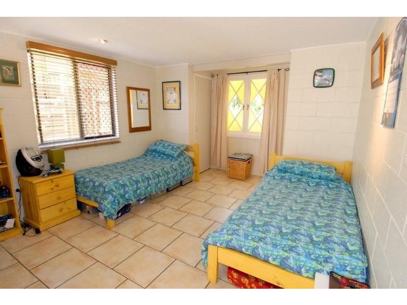 16 Yinni Street, Maroochydore QLD 4558