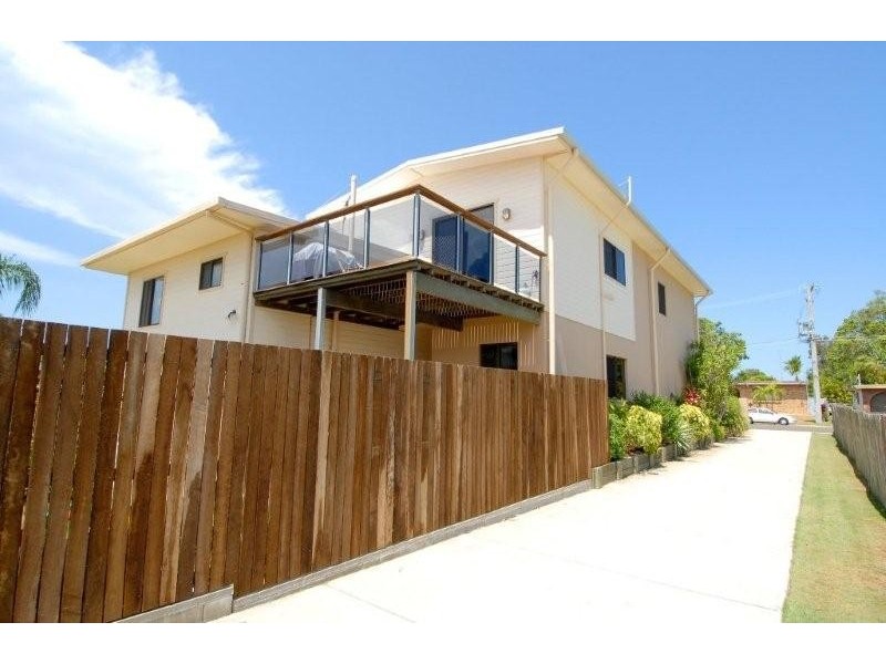 16 Yinni Street, Maroochydore QLD 4558