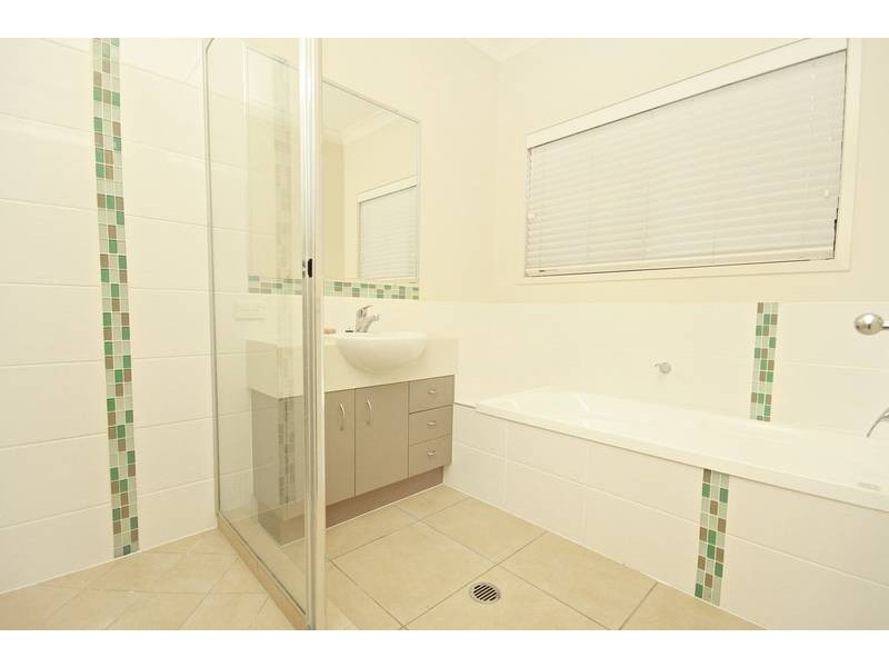 16 Rimmel Place, Palmwoods QLD 4555