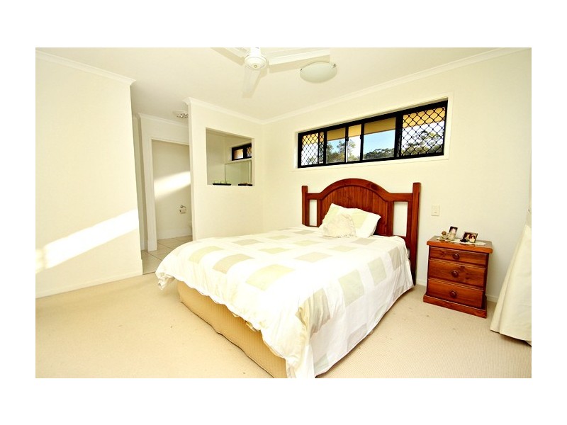 6 Baltimore Place, Kuluin QLD 4558