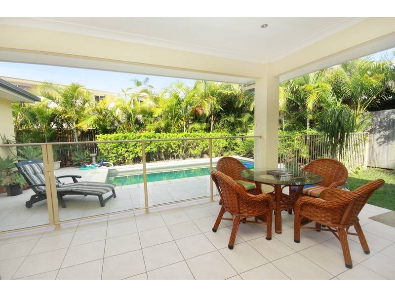 49 Yorlambu Parade, Maroochydore QLD 4558