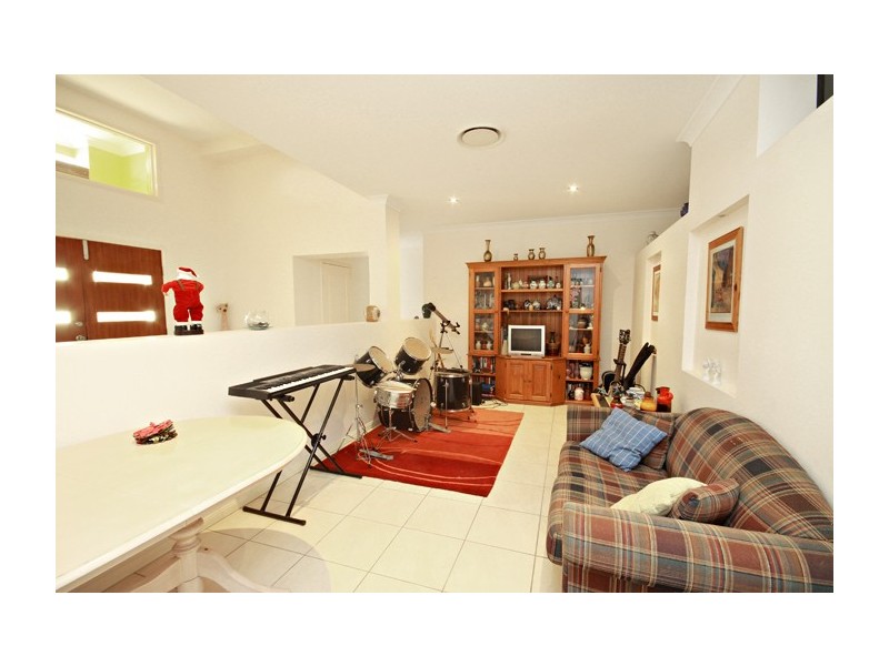 49 Yorlambu Parade, Maroochydore QLD 4558