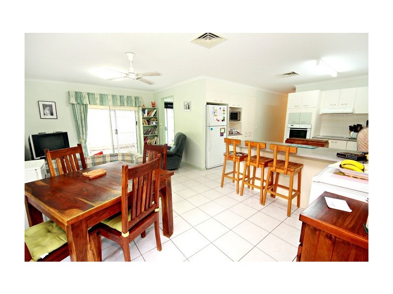 90 Deloraine Drive, Buderim QLD 4556