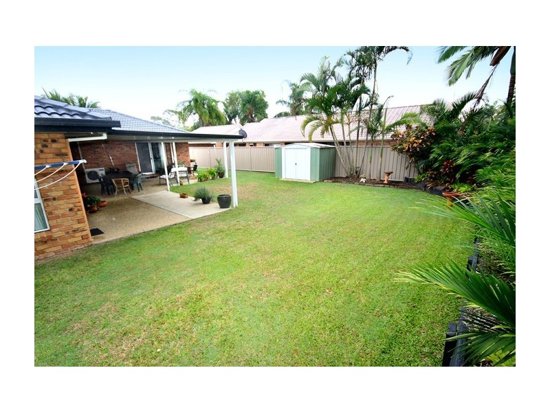 90 Deloraine Drive, Buderim QLD 4556